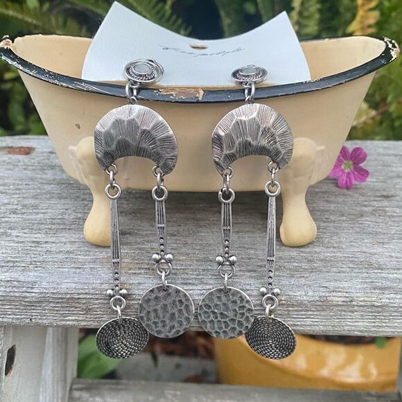 NWOT New Free People Back to Brooklyn Silver Moon Dange Drop Earrings Boho - Picture 4 of 9